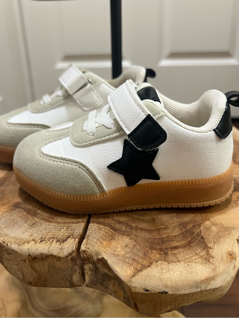Toddler size 6 White Sneakers with Black Star Accent and Gum Sole